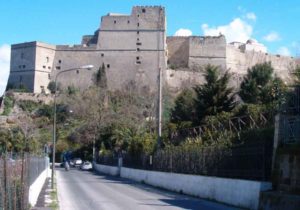 castello-aragonese-1
